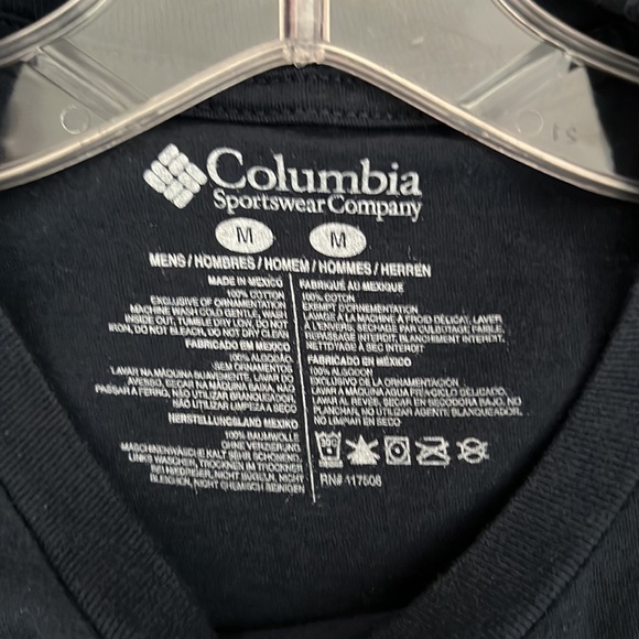 2 Columbia TShirts - Picture 6 of 6